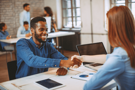 Structured vs Unstructured Interviews: 13 Key Differences